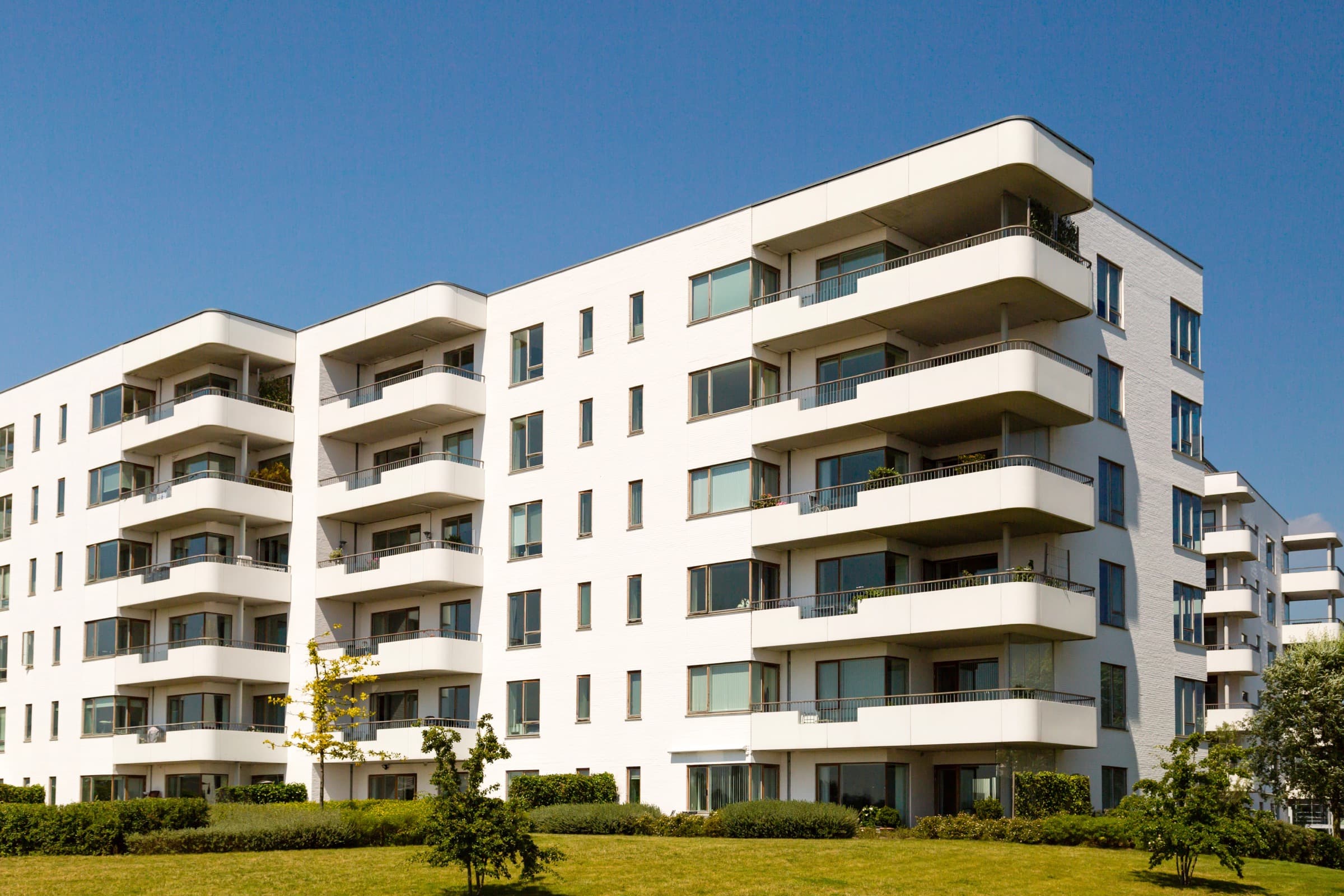 Modernes Wohngebäude als Kontext für Wohnungswirtschaft